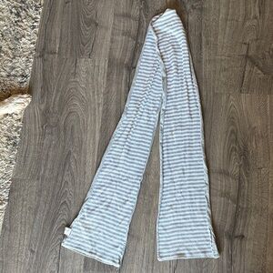 Old Navy Gray and White Striped Scarf